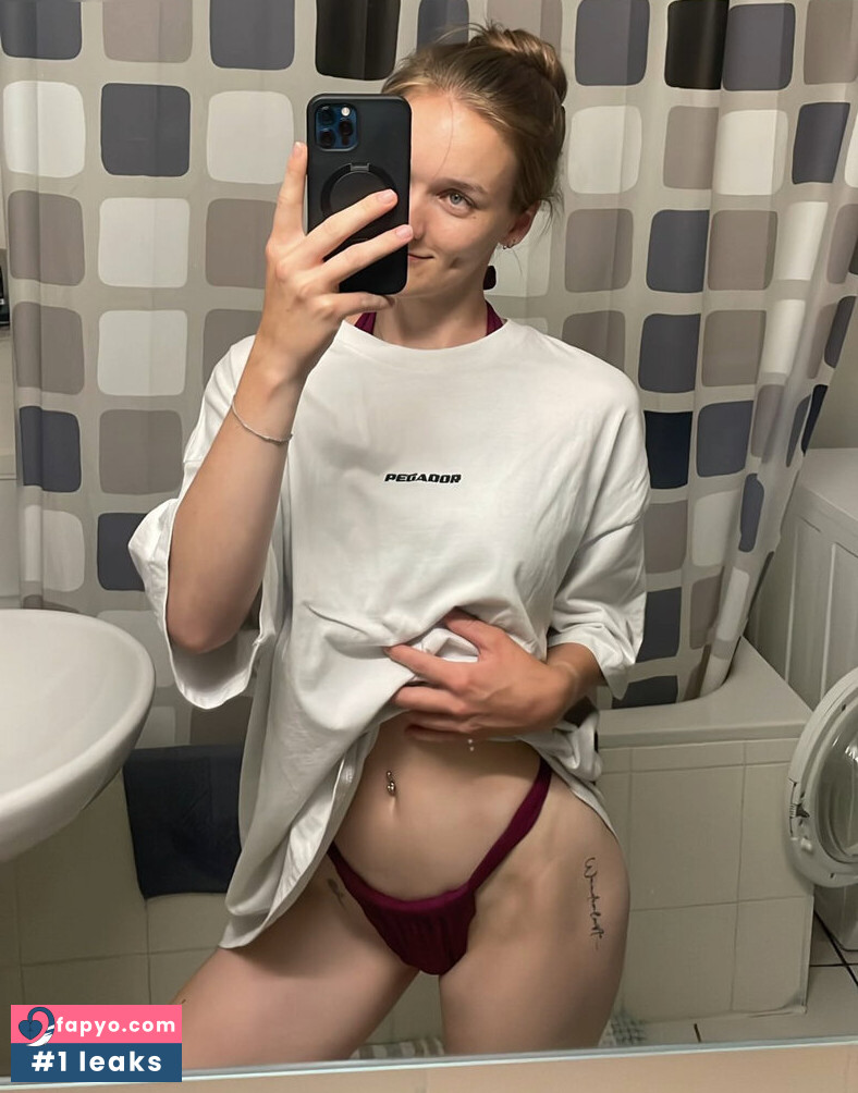 ally.hrng Nude Leaks OnlyFans - ErosNude