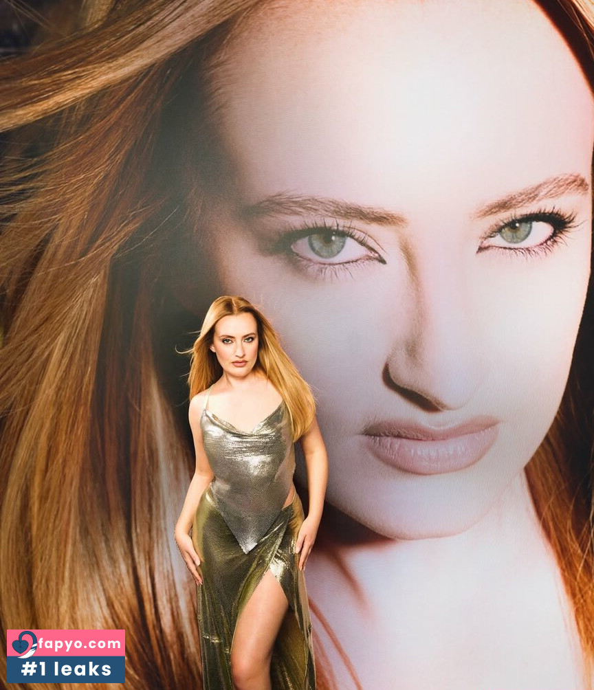 Amelia Dimoldenberg Nude OnlyFans Leaks 3 Photos - ErosNude