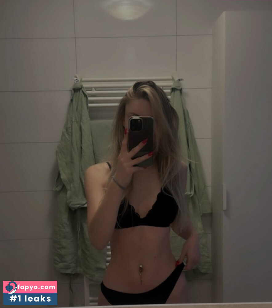 Kira Karambole Nude Leaks OnlyFans - ErosNude